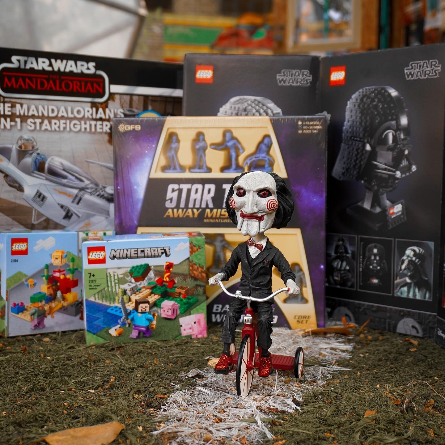 Lots of new 📦 stuff arrived, fellas!
Starting with 🚀 The Mandalorian’s N-1 Starfighter vehicle and 🎲 Star Trek: Away Missions board game, you could say we’re in our galactic era! ✨
Most notably the first batch of LEGO sets arrived. To say that we’re 🤓 geeking out is an understatement!
Oh, and the Jigsaw figurine? Well, that’s just for us to slowly tune into the Halloween spirits 🎃
#mabrik #mabrikstudios #newproducts #arrival #starwars #themandalorian #startrek #boardgame #lego #jigsaw #saw #halloween